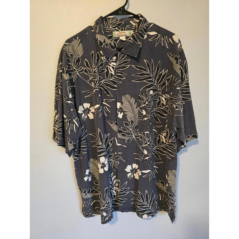 Tommy Bahama 100% Silk Button Down XL